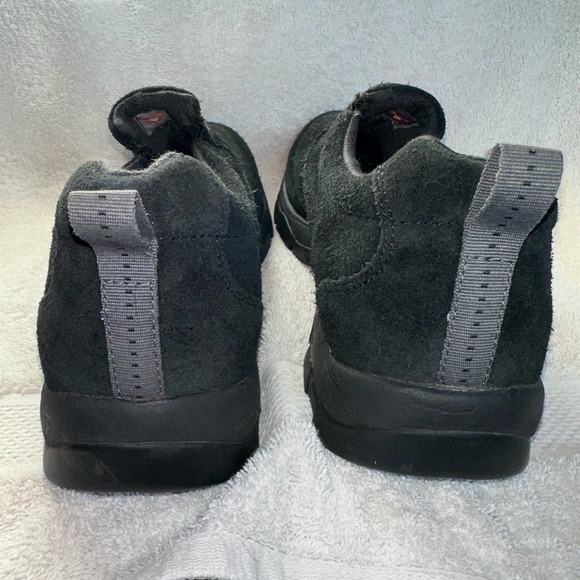 EUC Women’s Size 10M LL Bean Primaloft Vibram Artic Grip Comfort Mocs - Picture 6 of 8